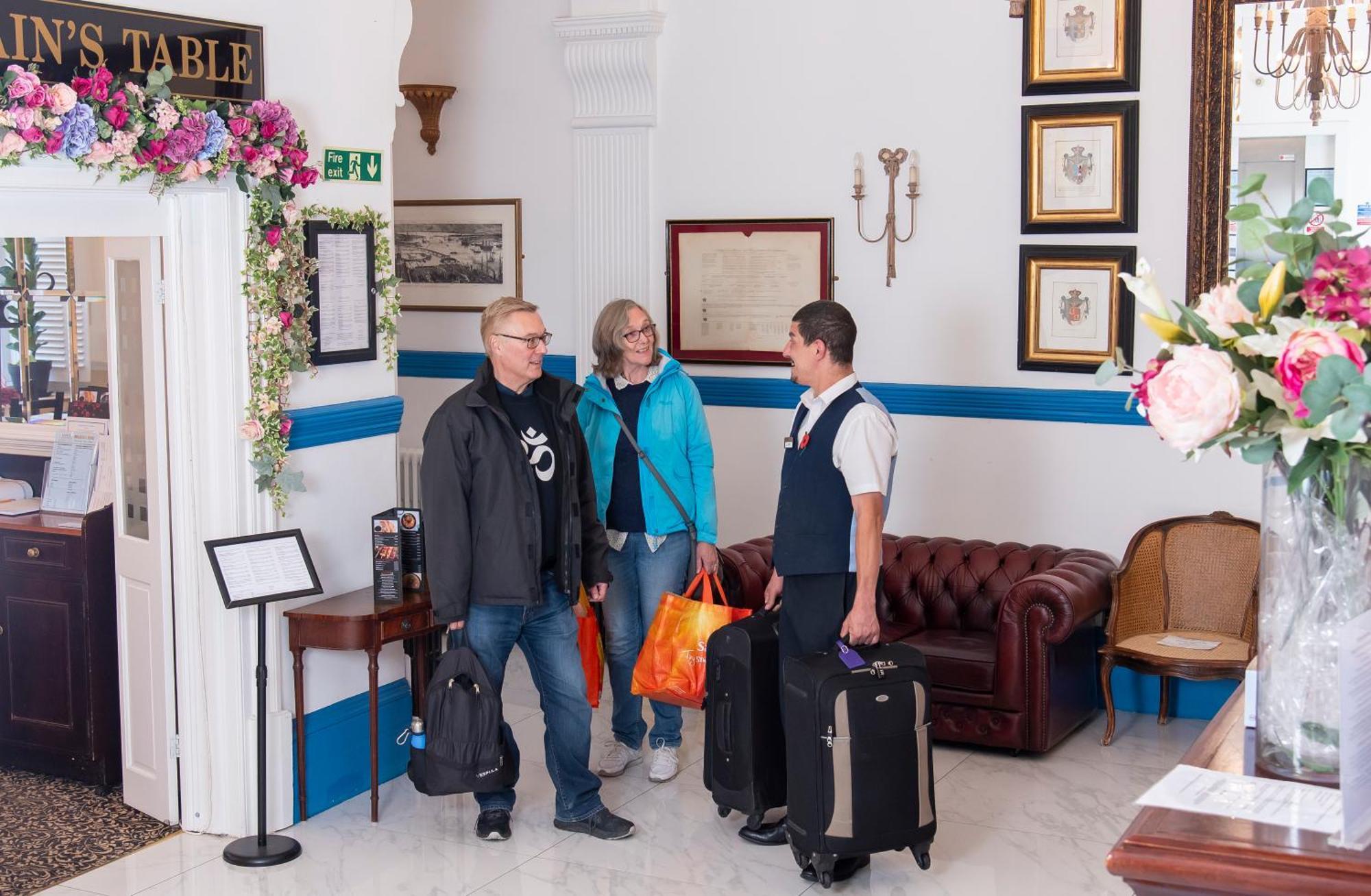 Keppels Head Hotel Portsmouth Buitenkant foto